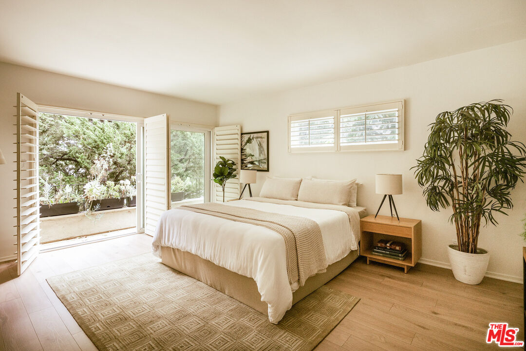 1235 S Orange Grove Blvd Unit: #3