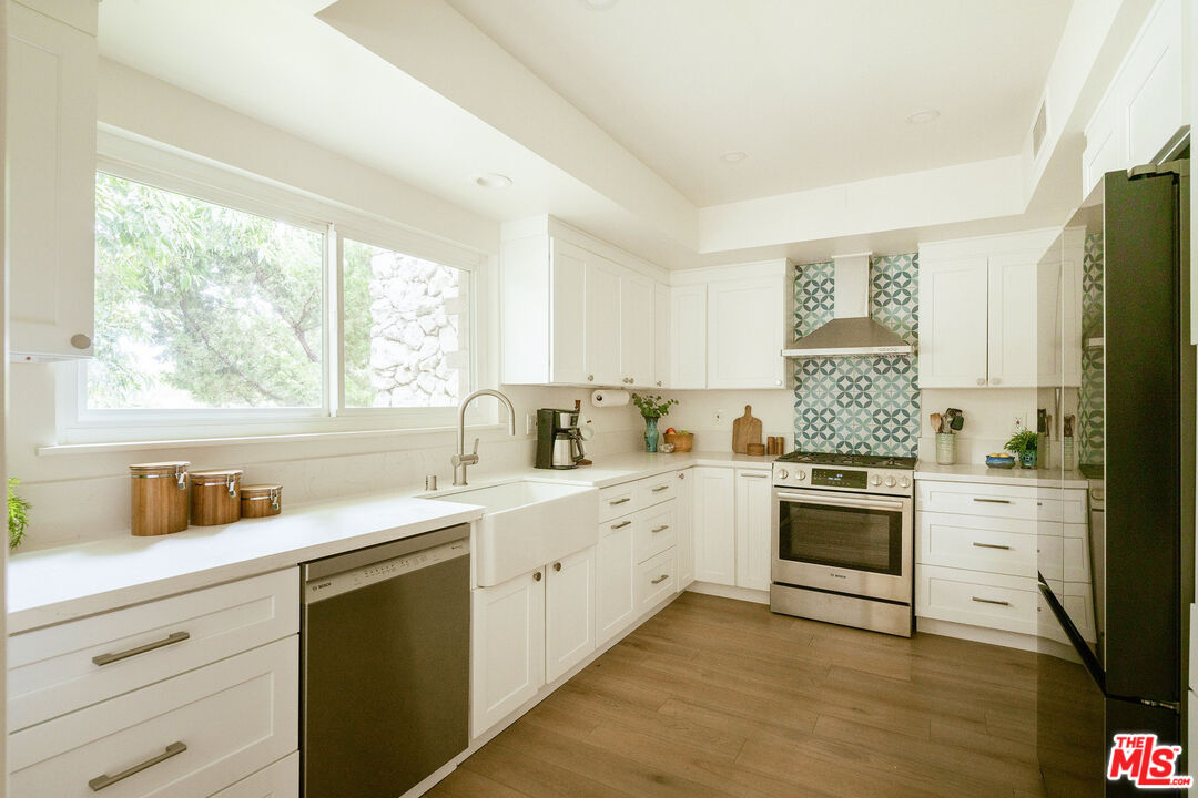 1235 S Orange Grove Blvd Unit: #3