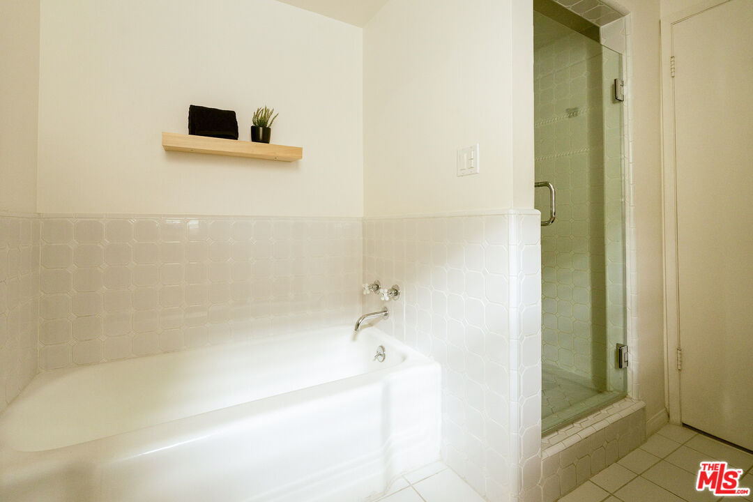 1235 S Orange Grove Blvd Unit: #3