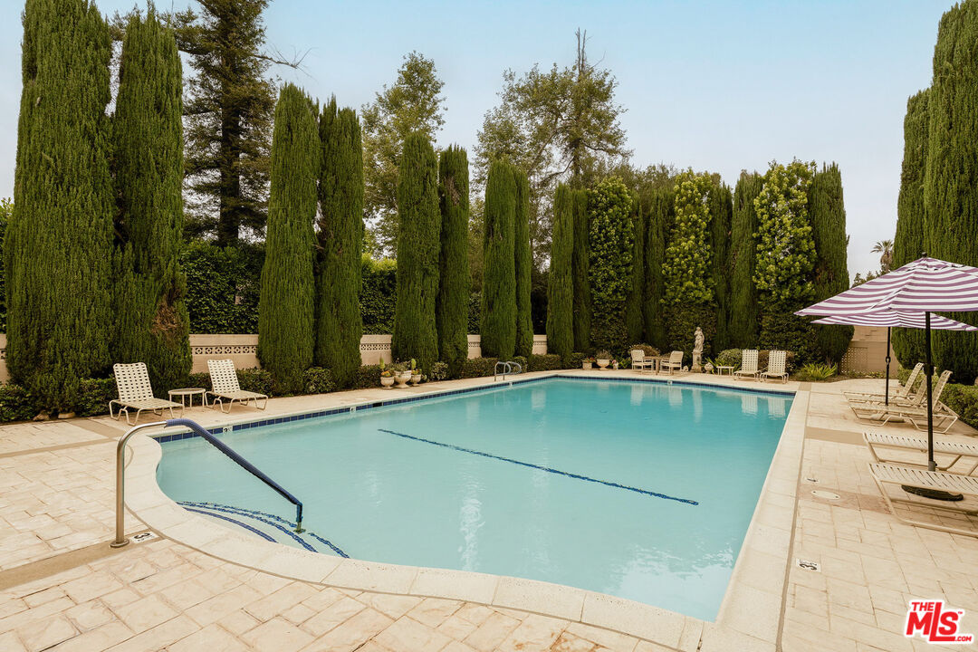 1235 S Orange Grove Blvd Unit: #3