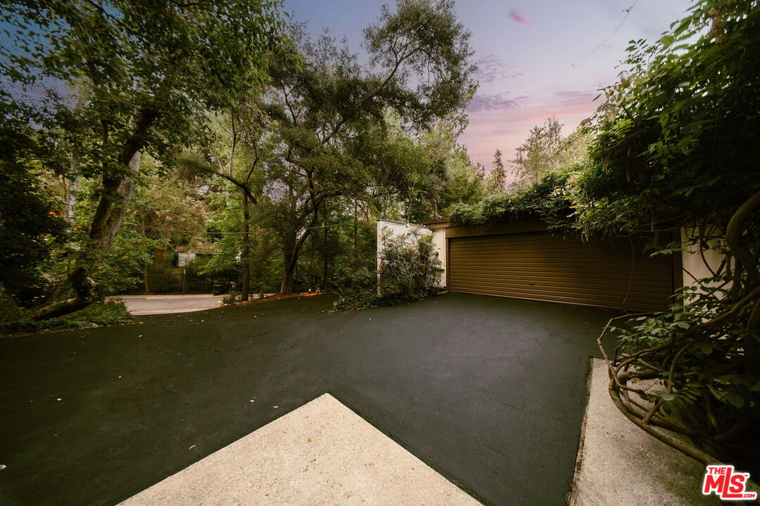 832 Canon Dr