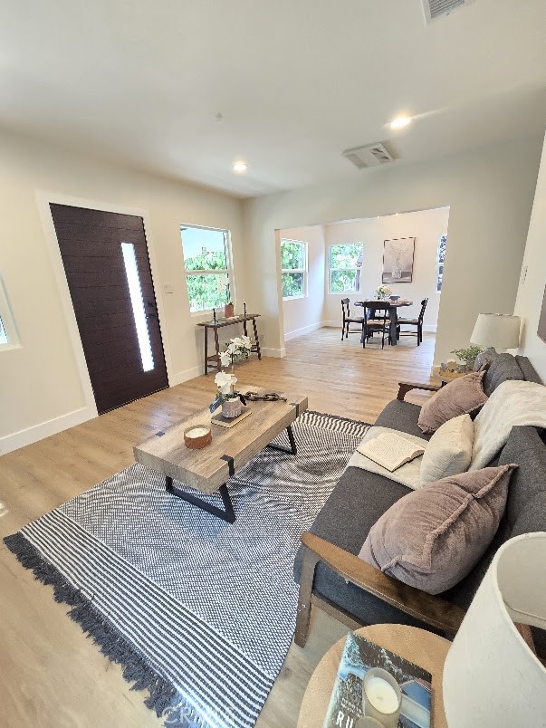 111 Monterey RD