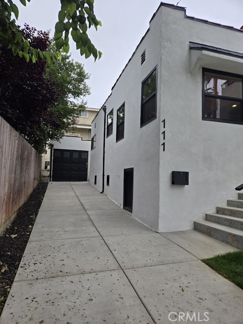 111 Monterey RD