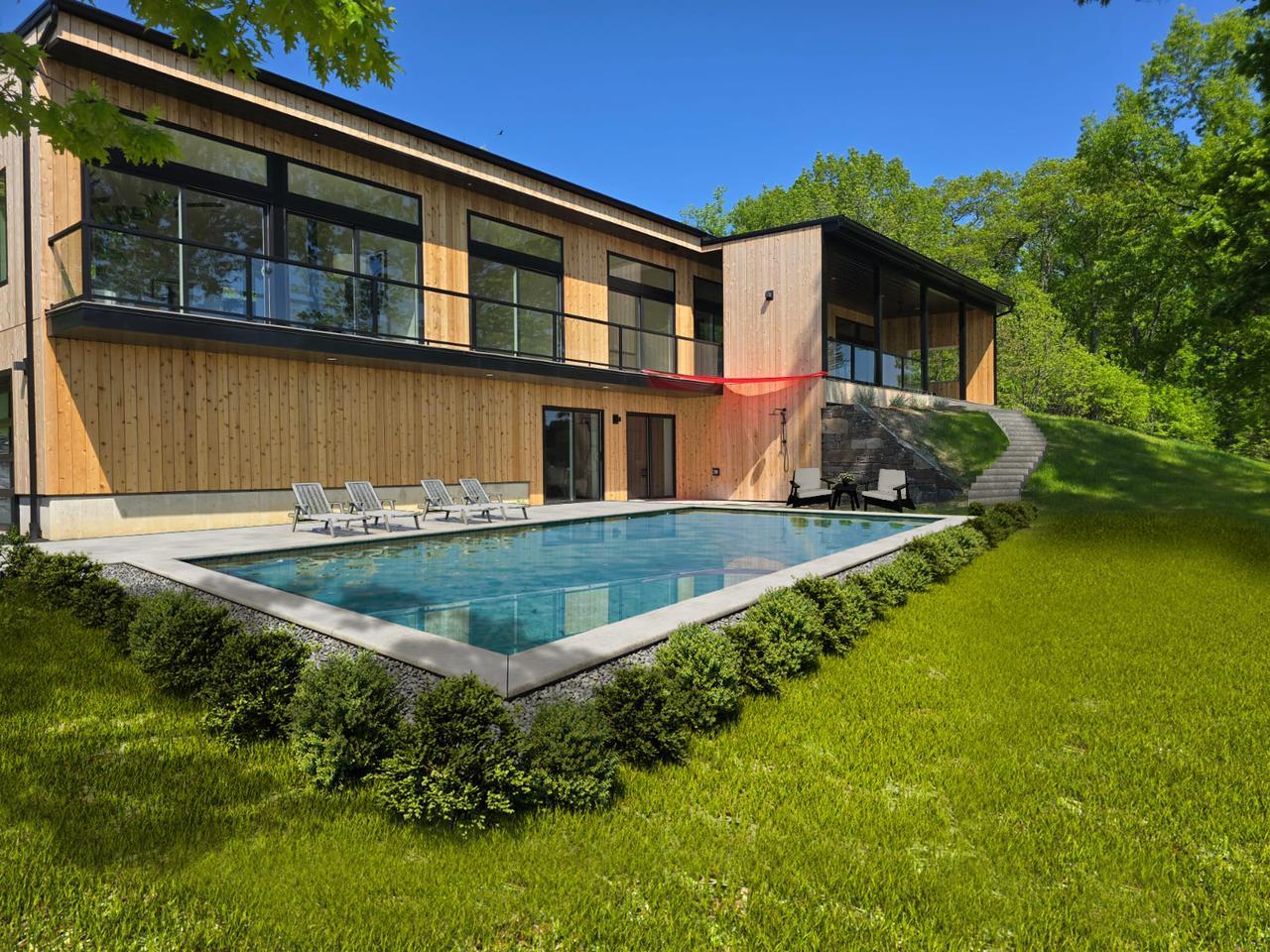 8 River Vista Drive
