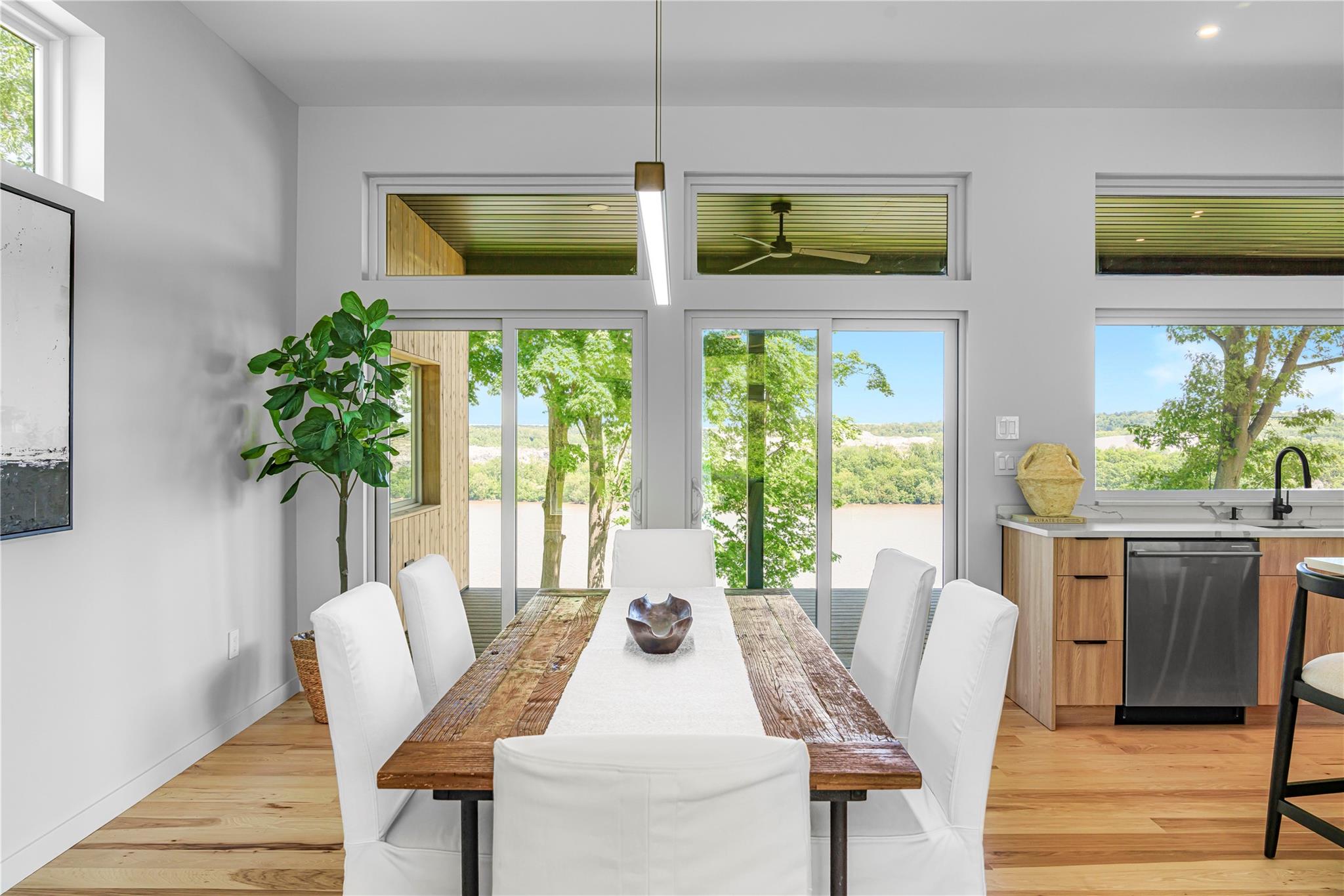 8 River Vista Drive
