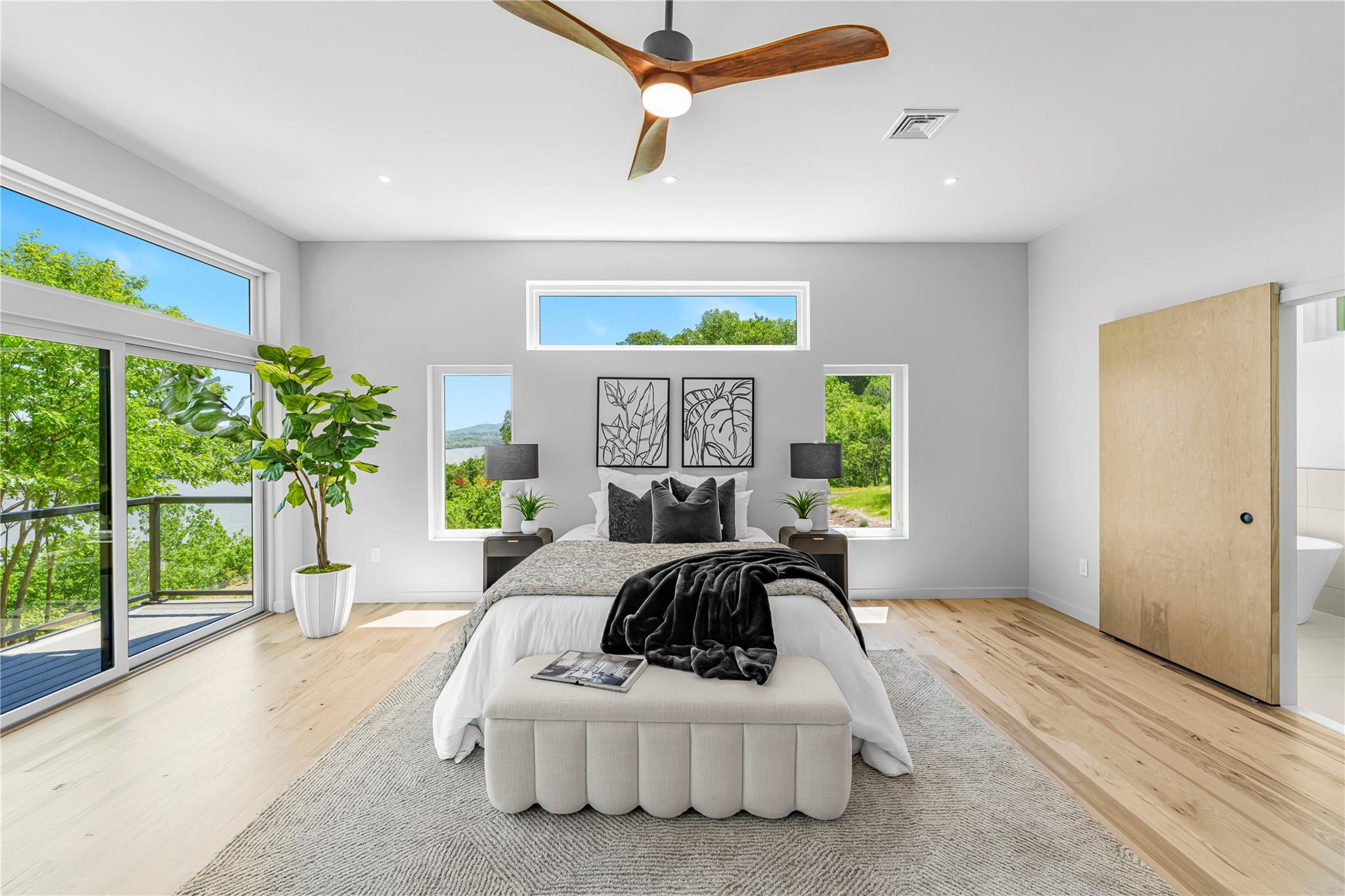 8 River Vista Drive