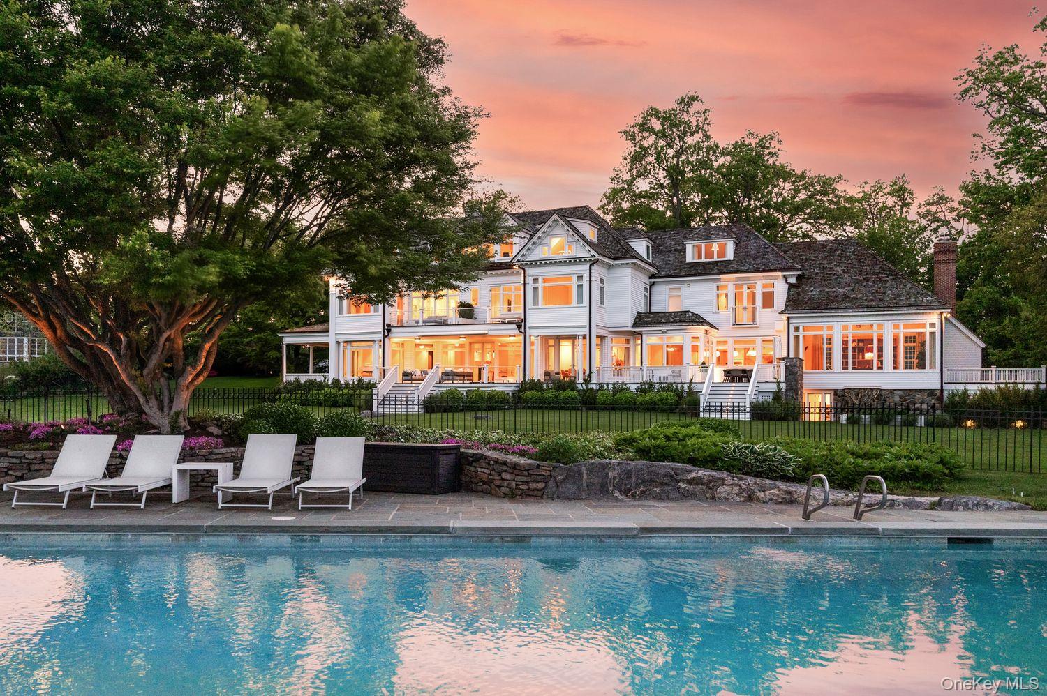 217 Hommocks Road