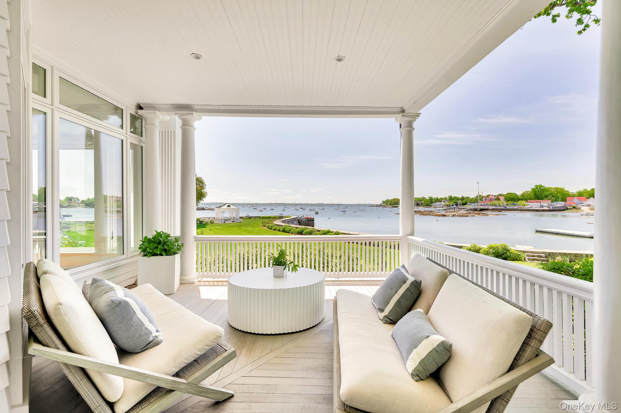 217 Hommocks Road