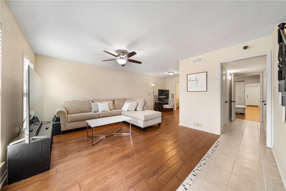 18 Townhouse Lane
