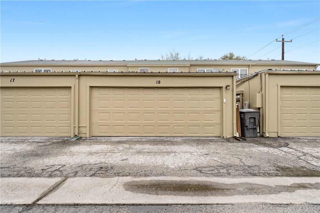 18 Townhouse Lane