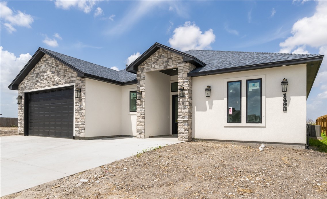 1493 Dragonstone Ct