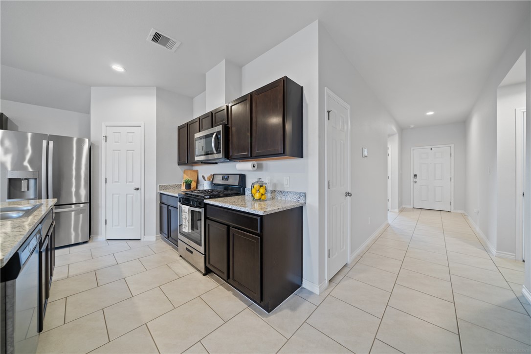 3941 Jayden Dr