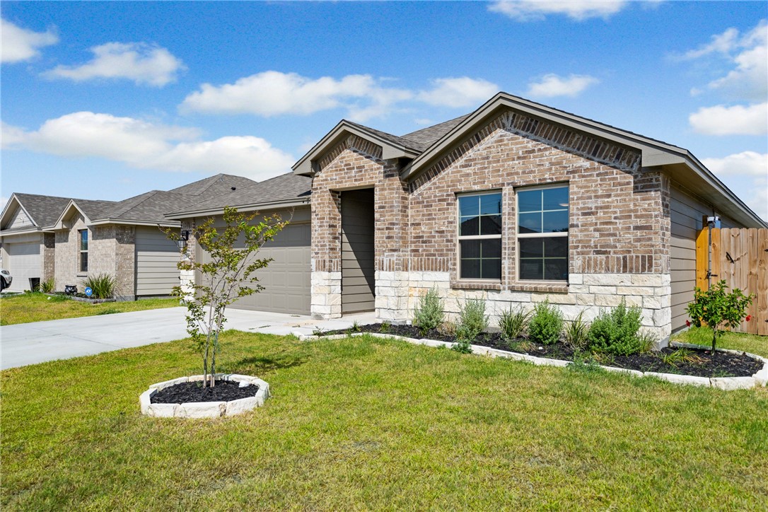 3941 Jayden Dr
