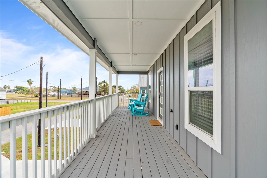 213 Las Palmas Dr