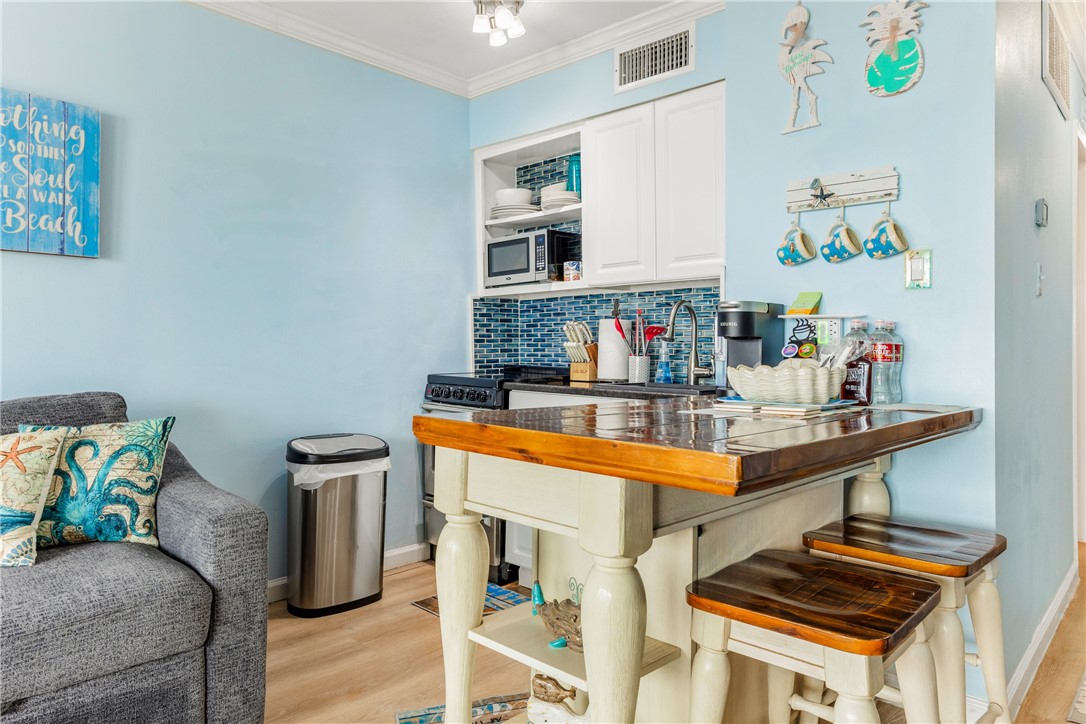 3938 Surfside Blvd 2306