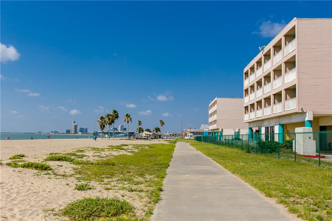 3938 Surfside Blvd 2306