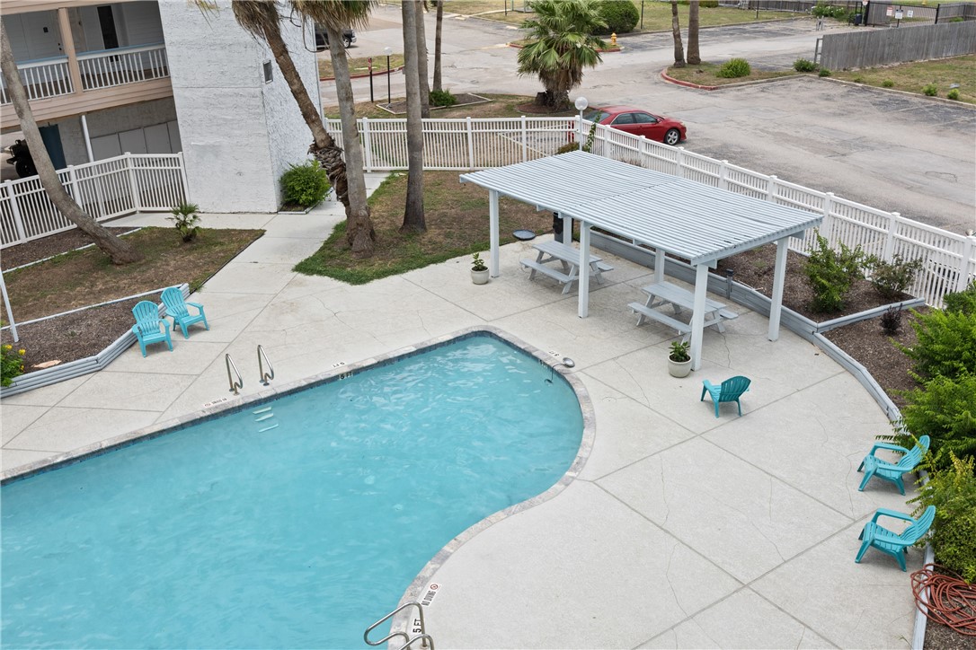 3938 Surfside Blvd 3245