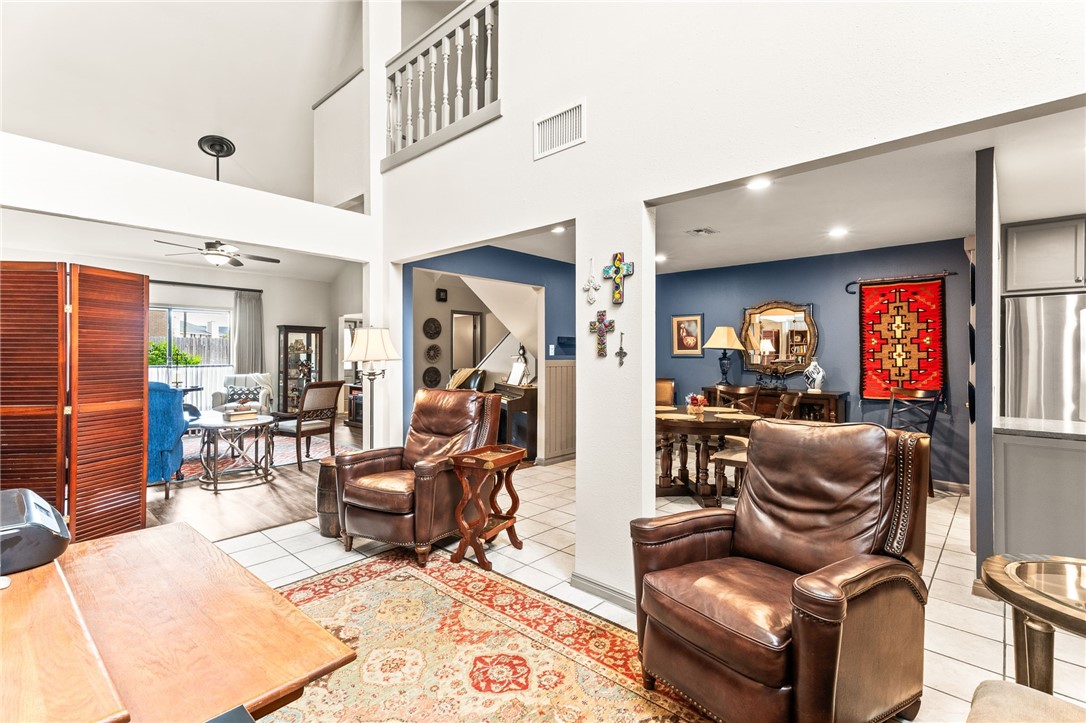 44 Rock Creek Dr 44