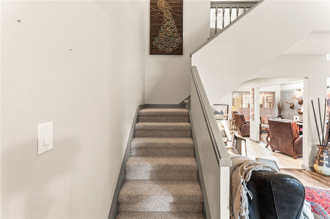 44 Rock Creek Dr 44