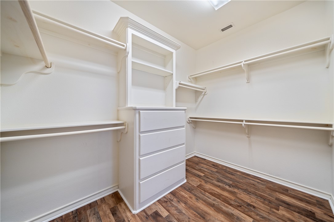 6825 Island Park Ct