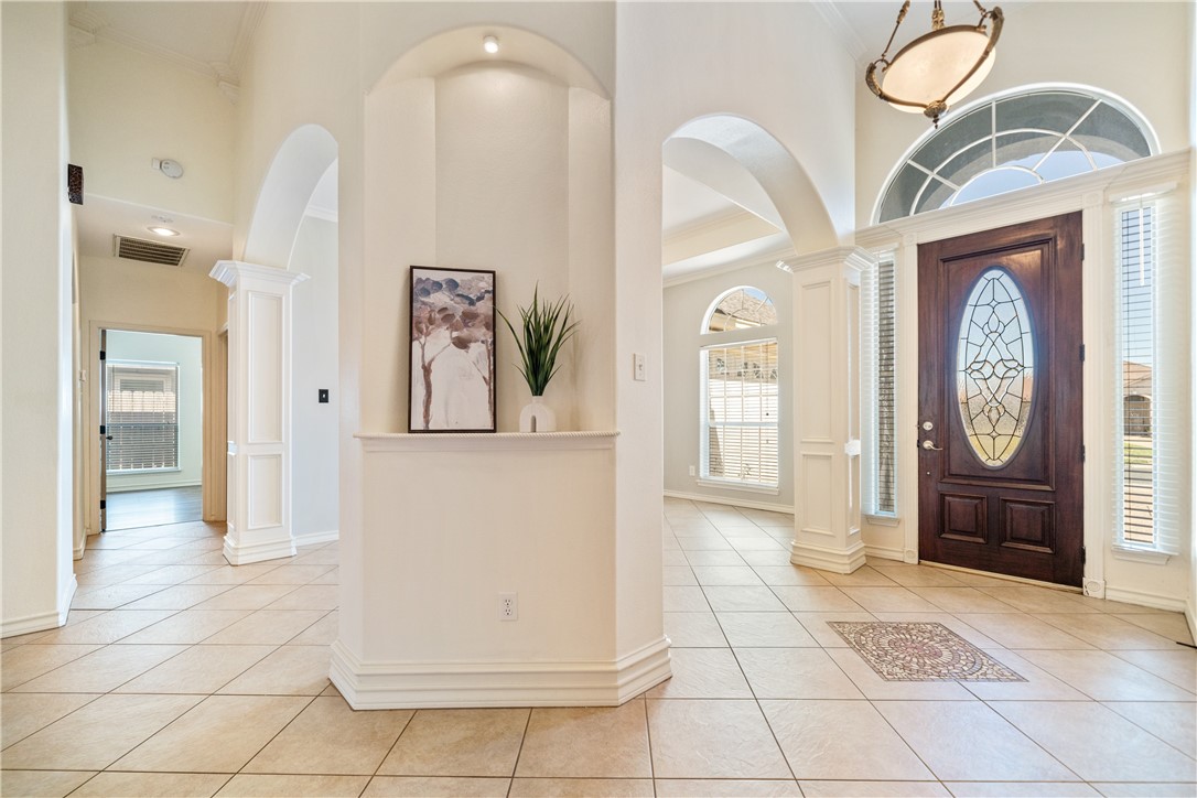 6825 Island Park Ct