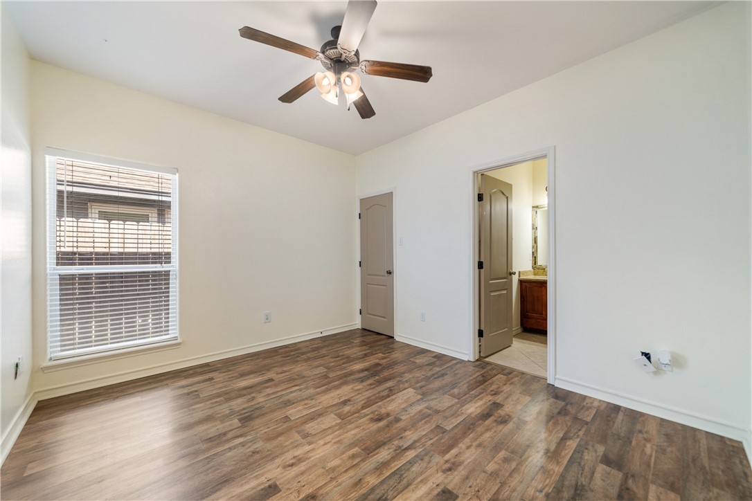6825 Island Park Ct