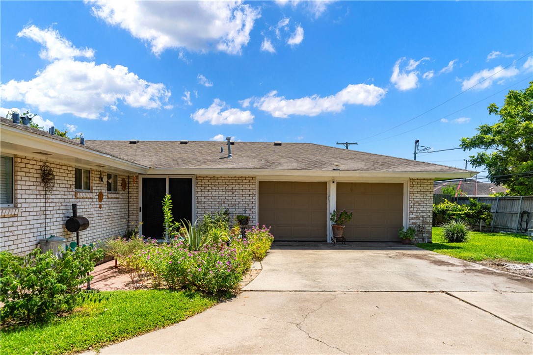 750 Burkshire Dr