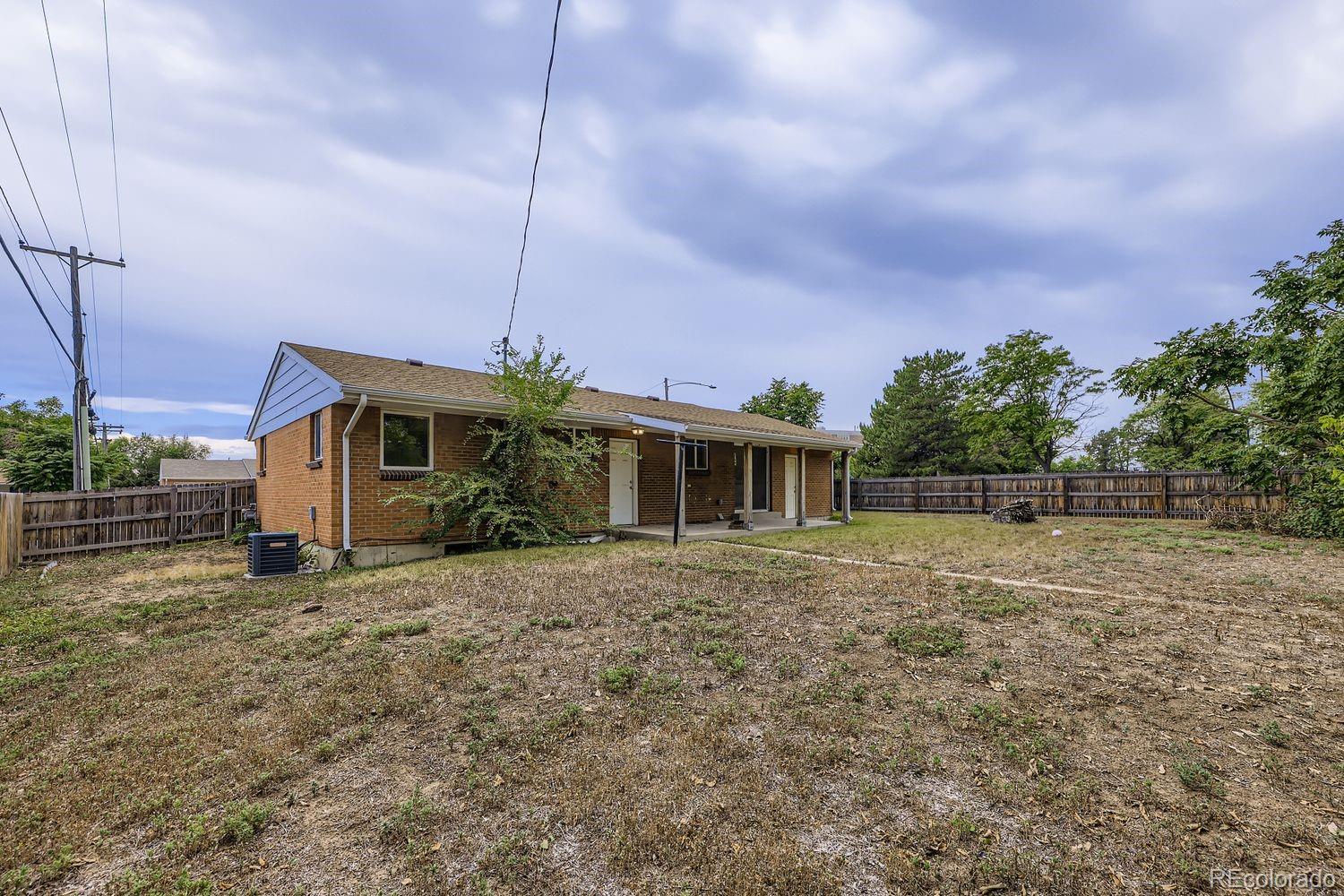 1161 Dakin Street