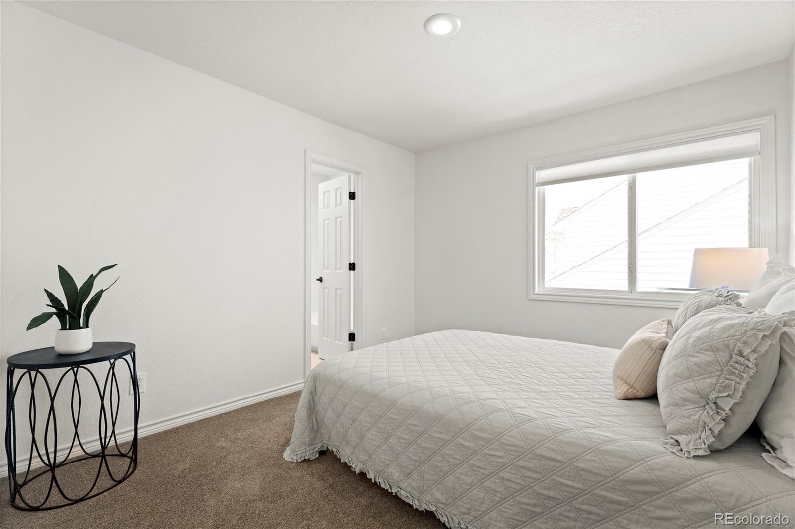 125 Peregrine Circle