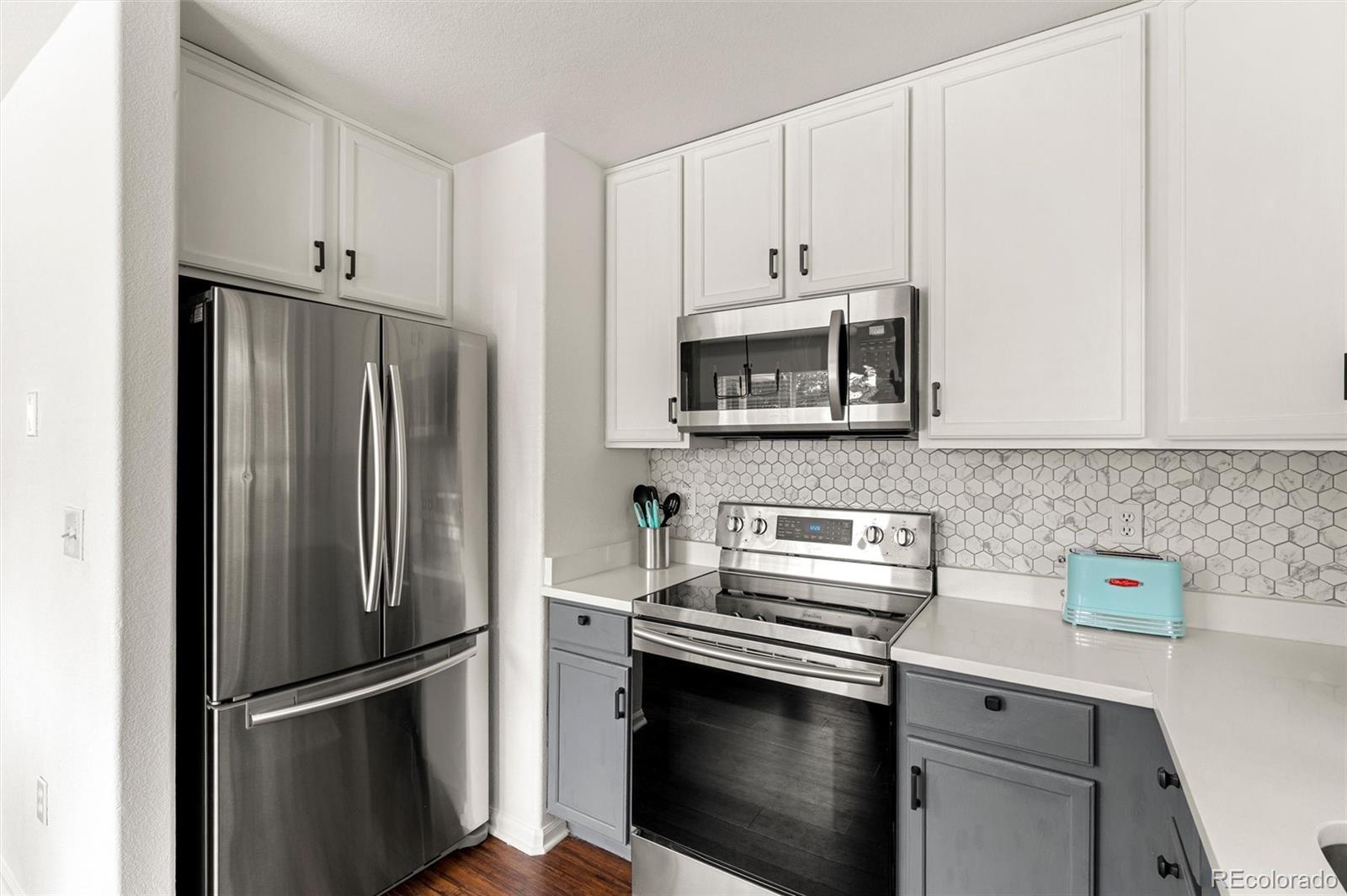 51 21st Avenue Unit: 16