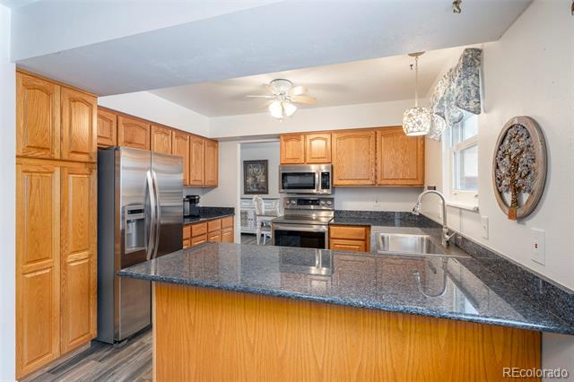 10021 Moore Street