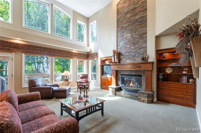 4464 Fairway Lane