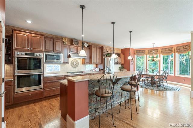 4464 Fairway Lane