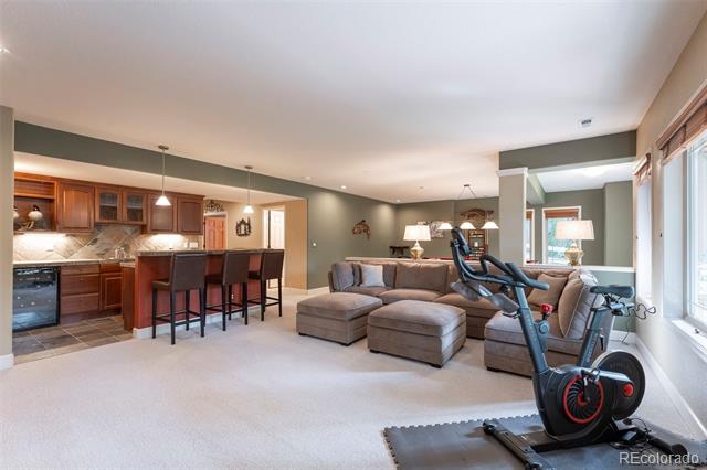 4464 Fairway Lane