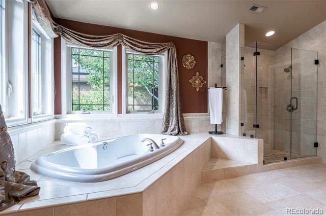 4464 Fairway Lane