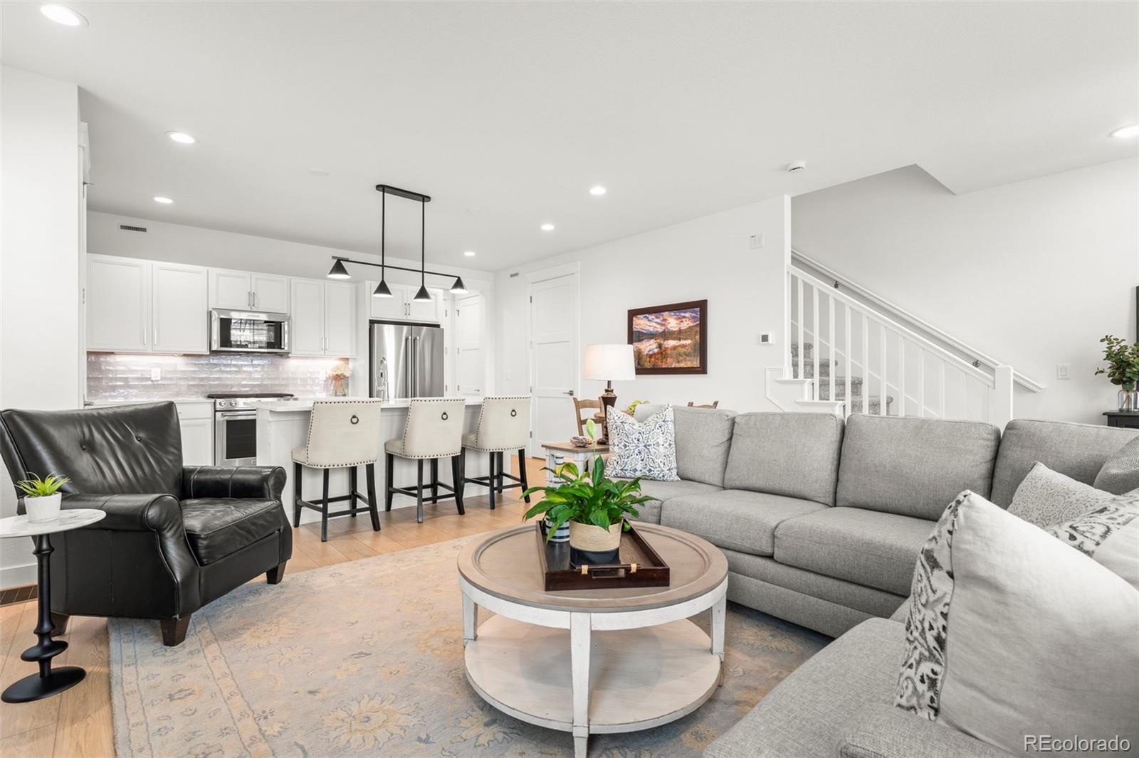 176 Ash Circle
