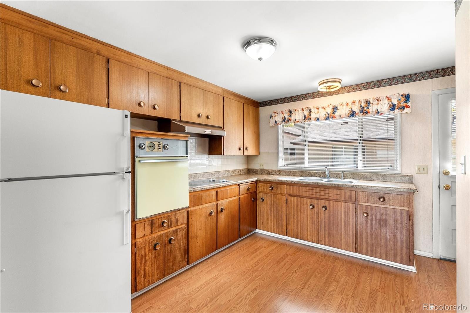 1290 W 4th Avenue Unit: 1280