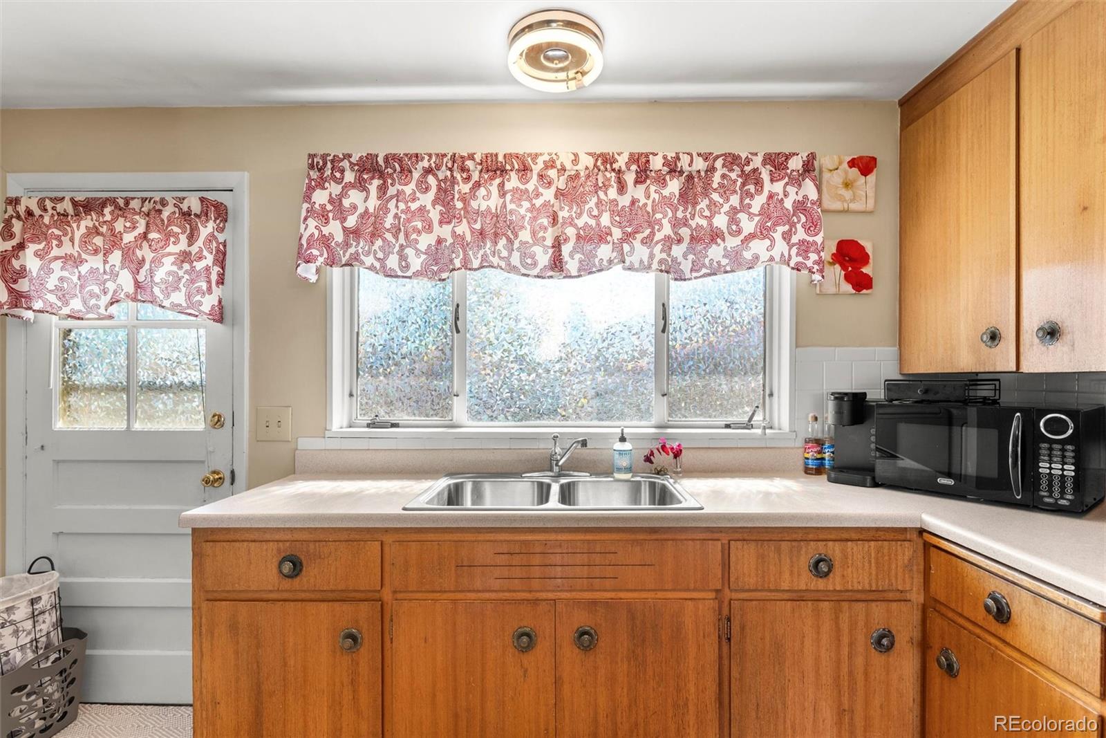 1290 W 4th Avenue Unit: 1280