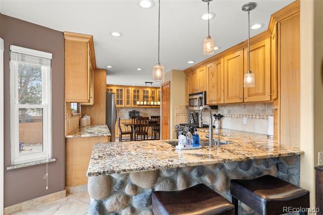 2924 E 116th Place
