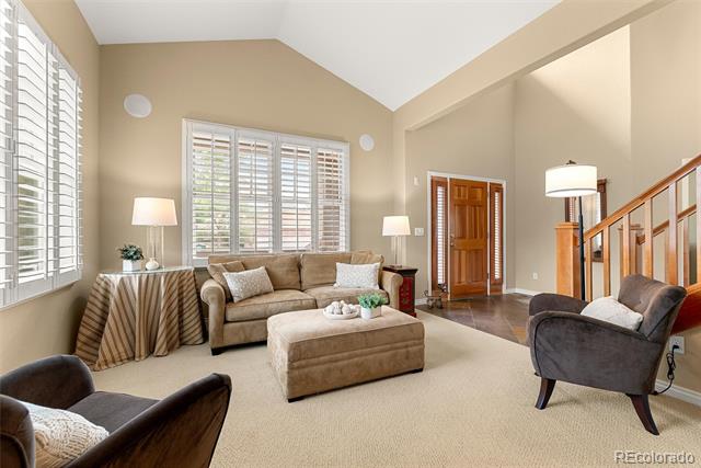 1739 Redwing Lane