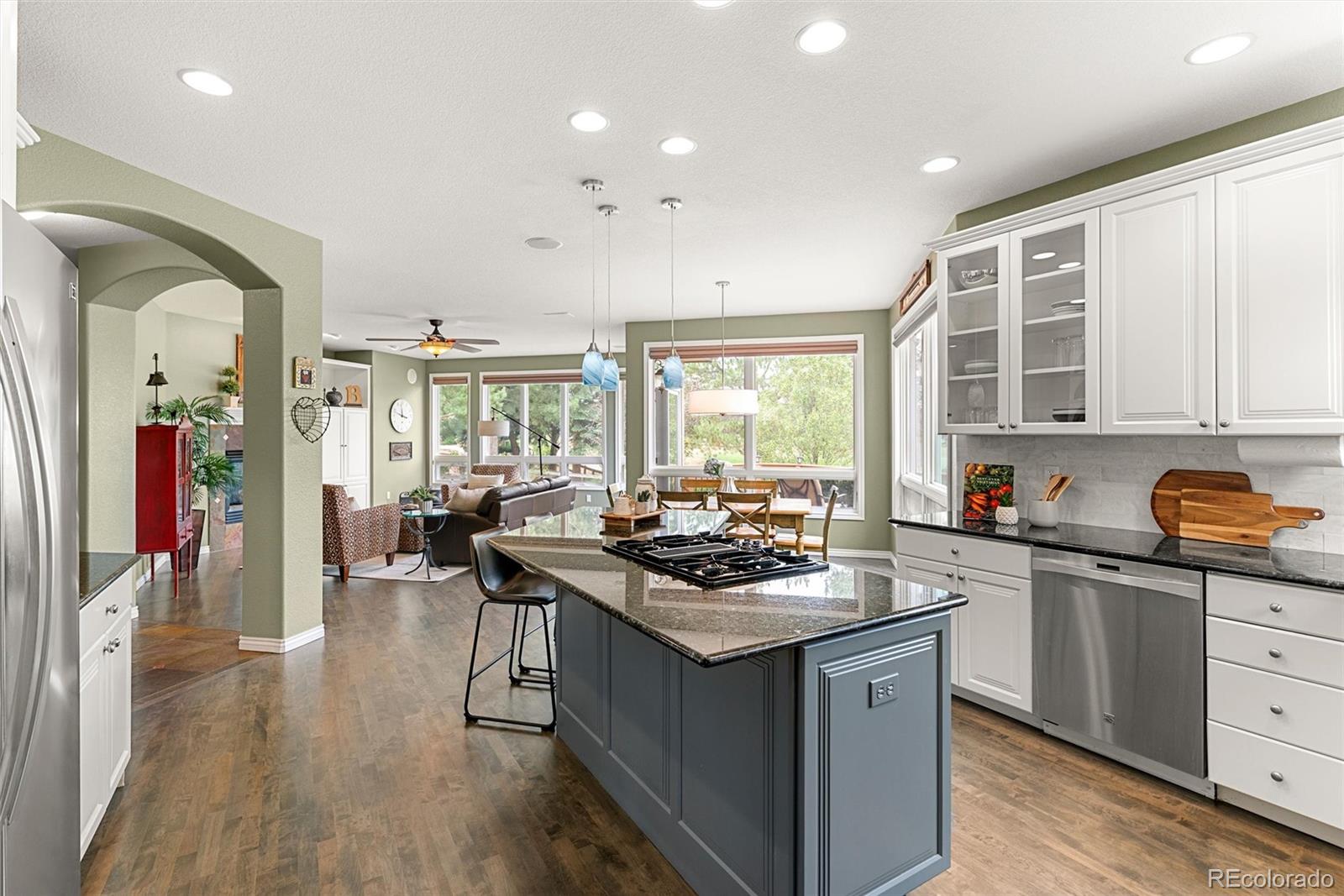 1739 Redwing Lane