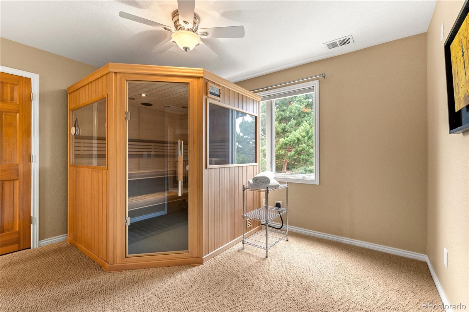 1739 Redwing Lane