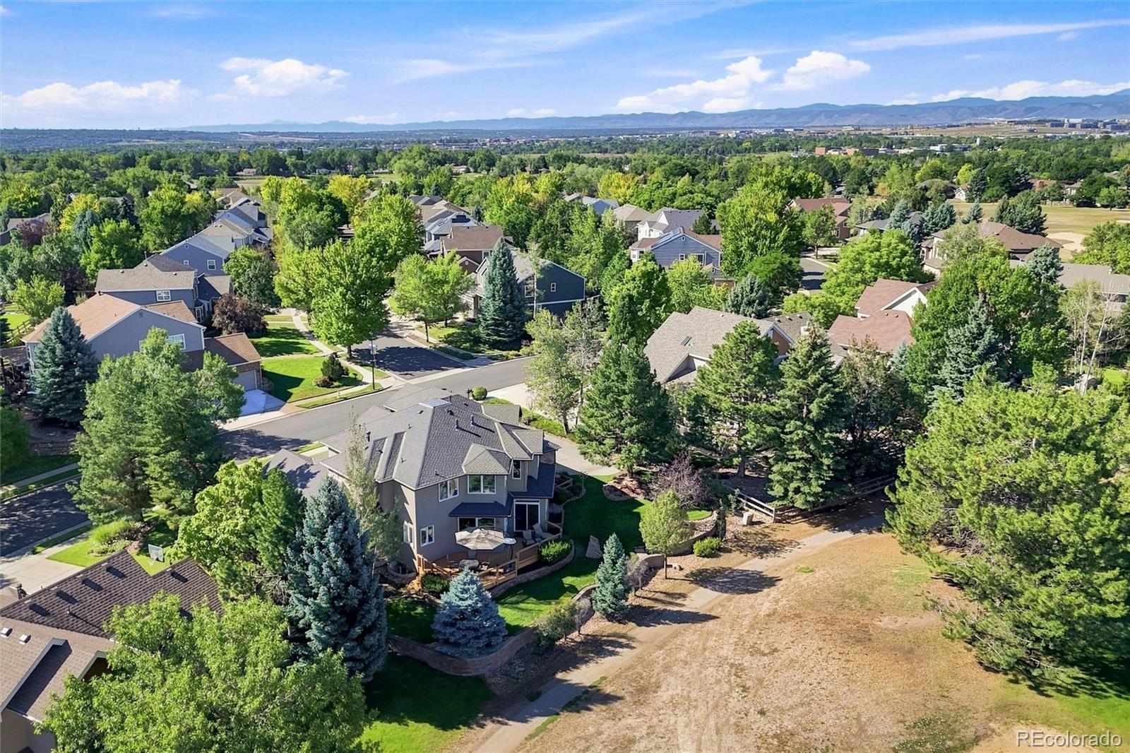 1739 Redwing Lane