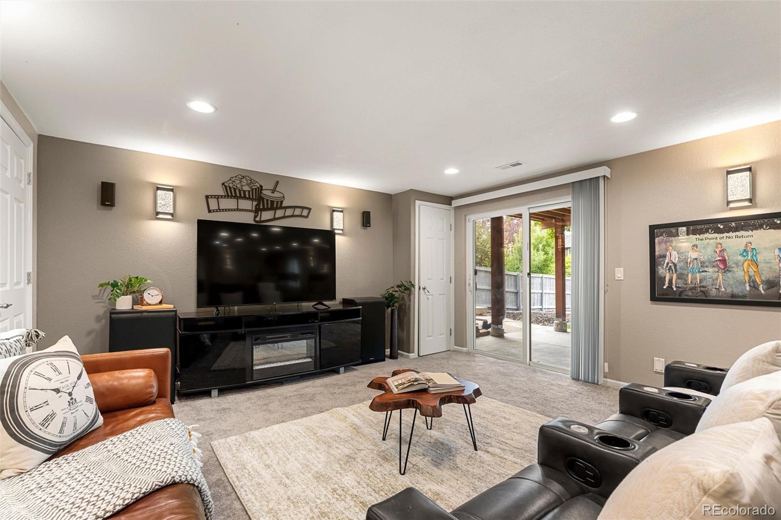 1312 Iris Circle