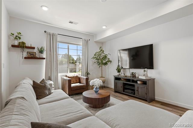 871 E 98th Avenue Unit: 1402