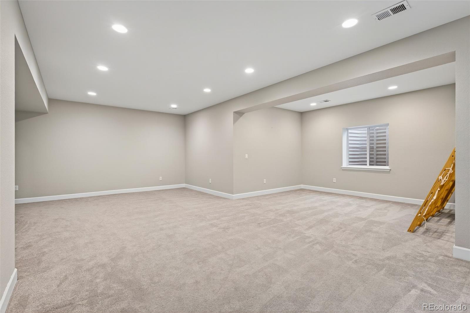 16291 Fletcher Mountain Way