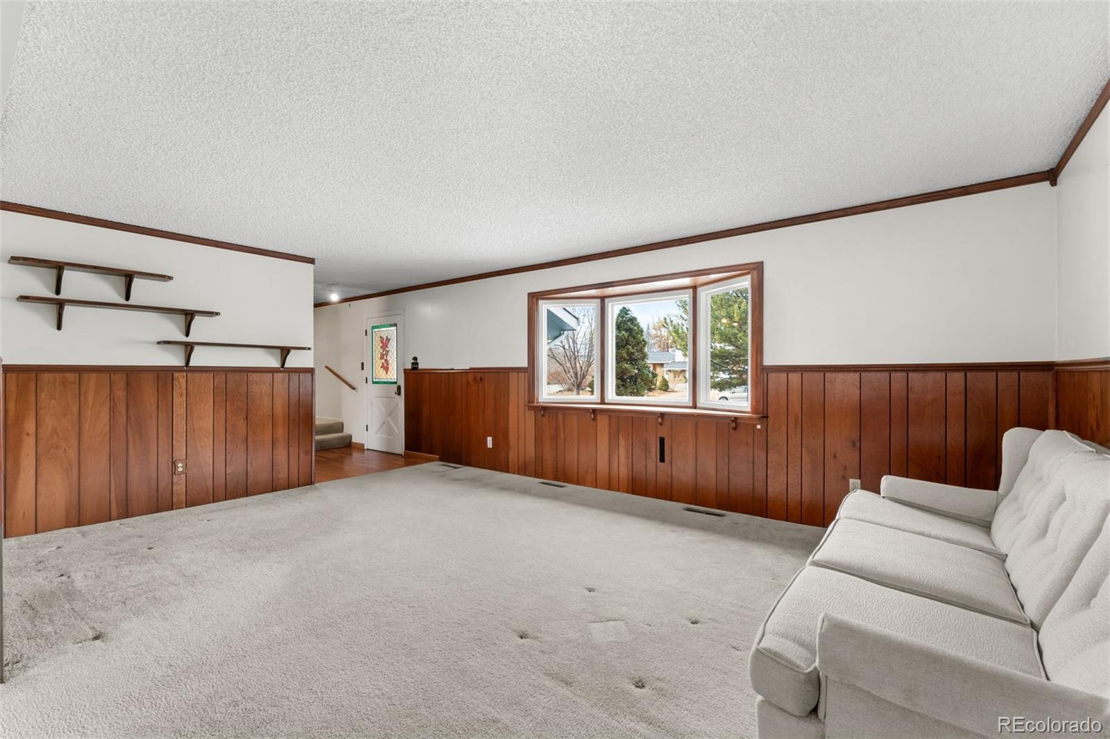 1735 S Pratt Parkway