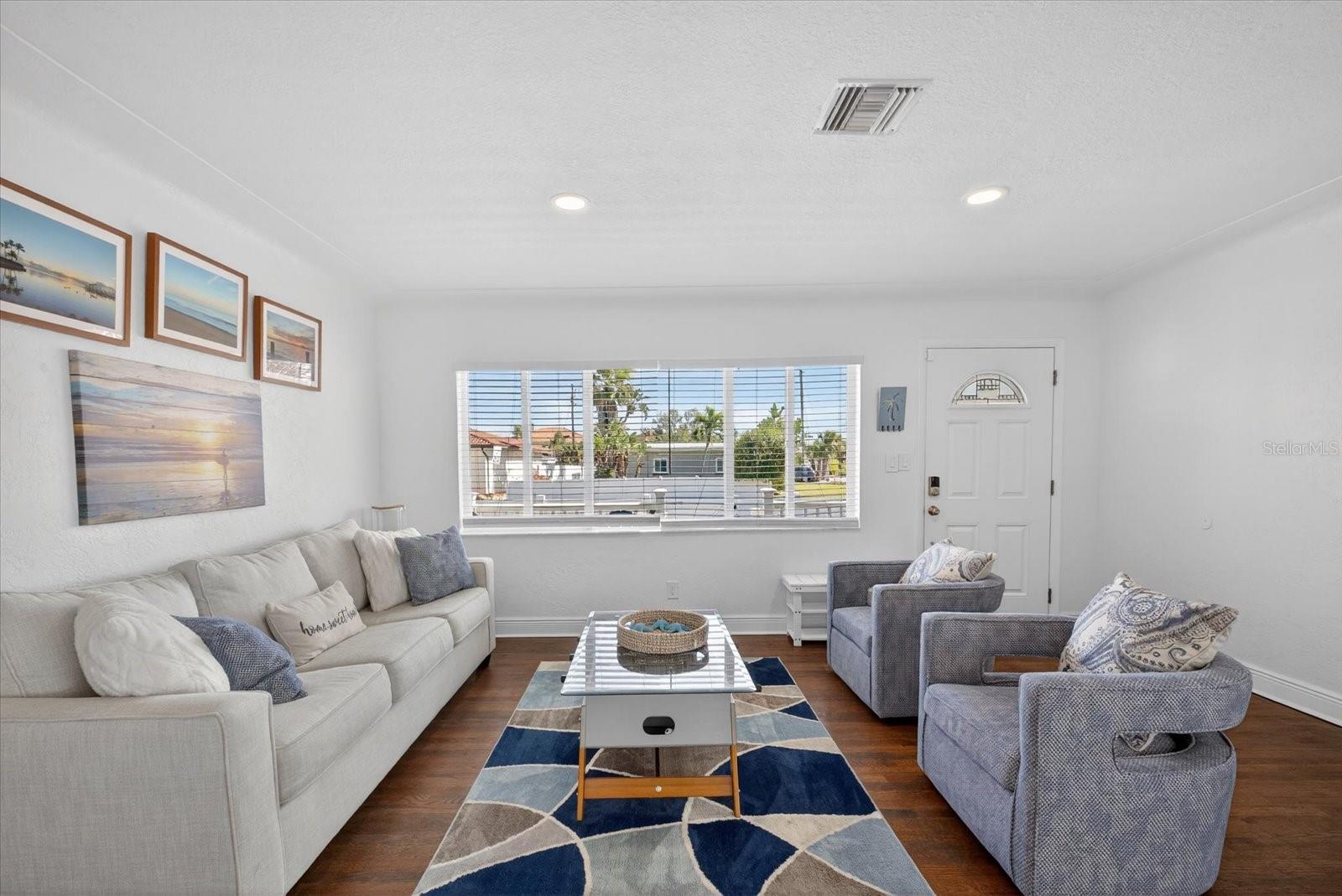 292 42ND AVE