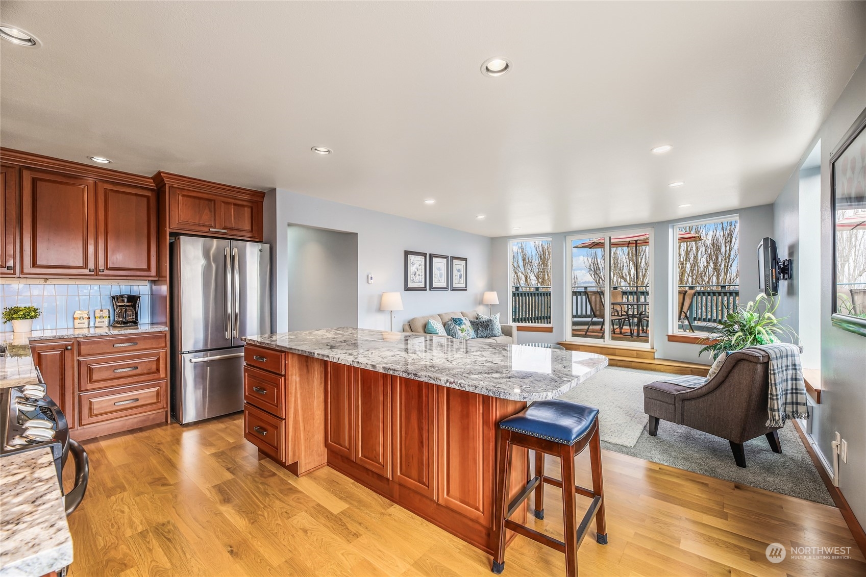 2920 Alki Avenue SW Unit: 410