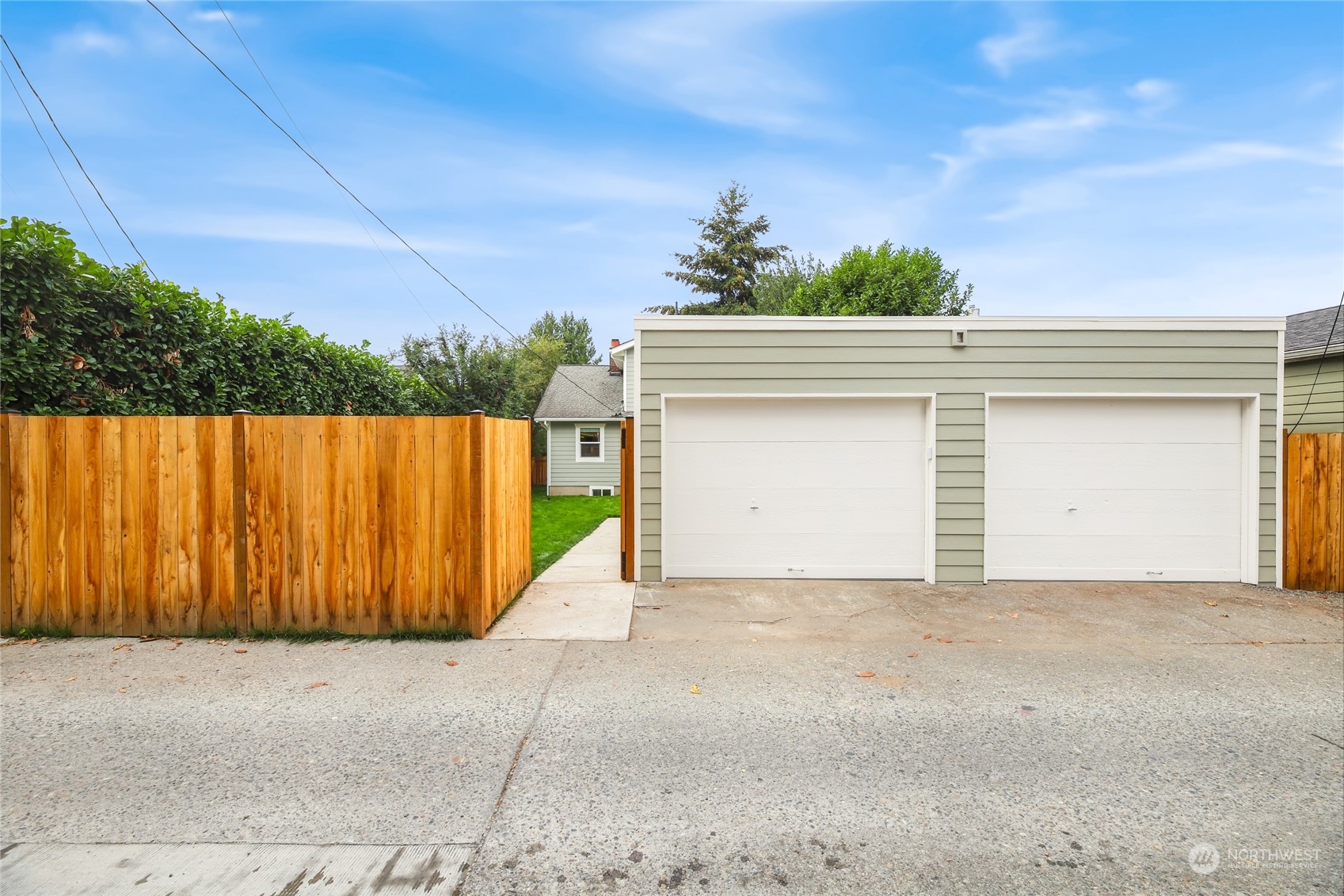 2714 44th Avenue SW